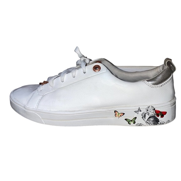 Ted Baker Shoes - Ted Baker Roully Sneaker In White in US 7